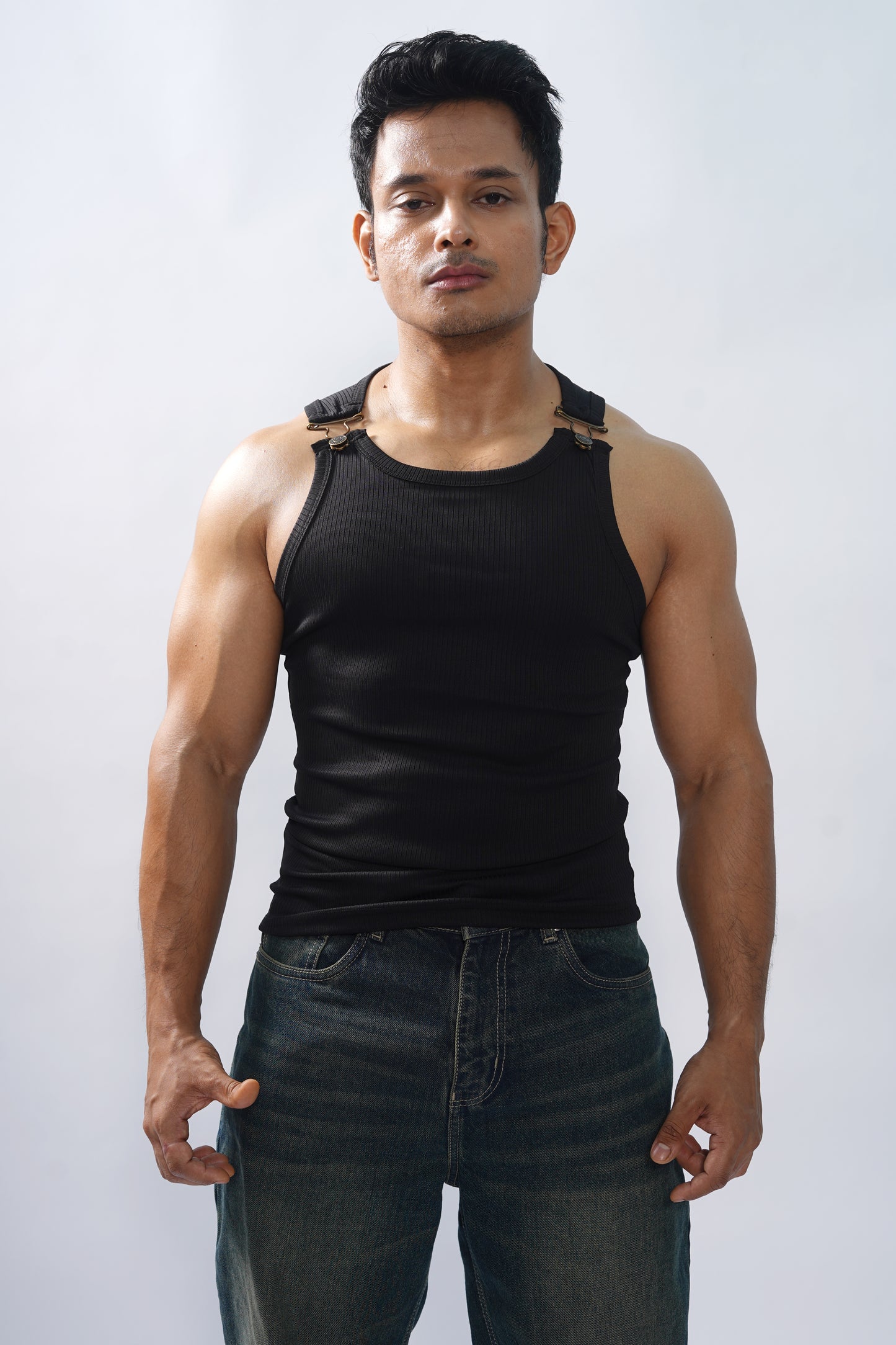 The Luxe Buckle Vest-Black