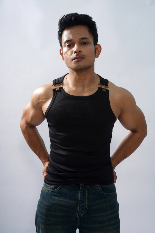 The Luxe Buckle Vest-Black